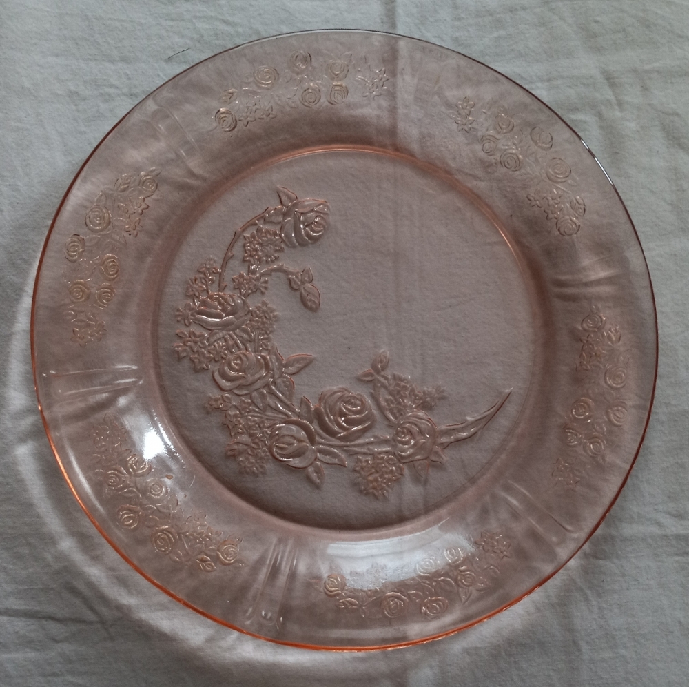 Vintage Pink depression glass 'Sharon' Cabbage Rose Plate, 9 inches
